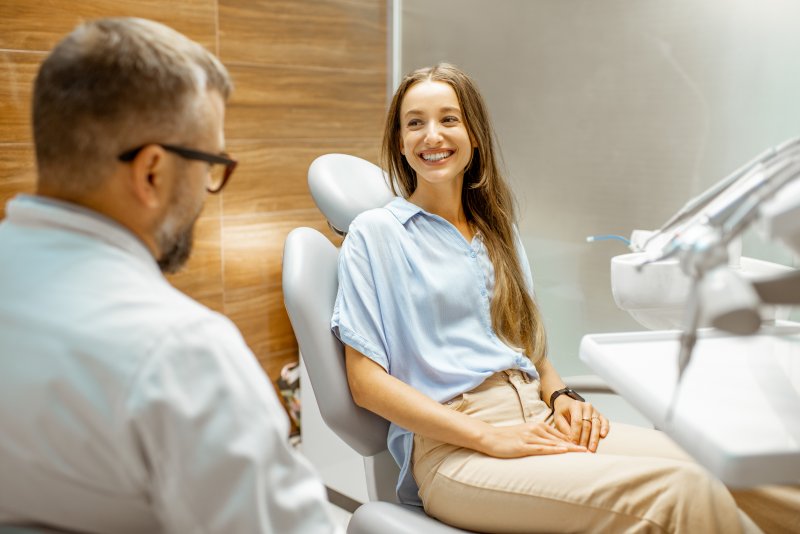 Female patient at routine visit with dentist